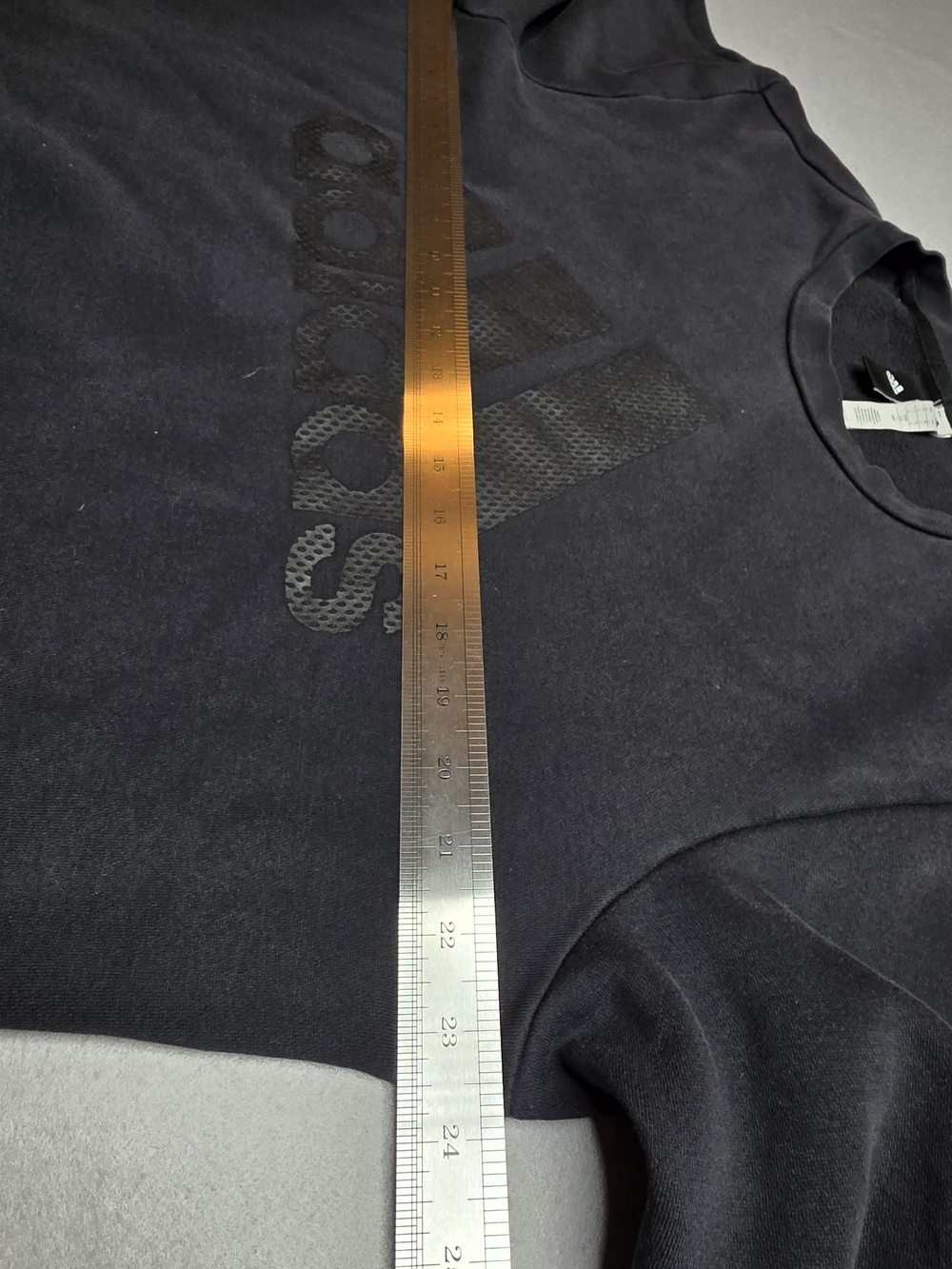 Adidas‎ Grey Logo Crewneck Sweatshirt - Large - Picture 5 of 6